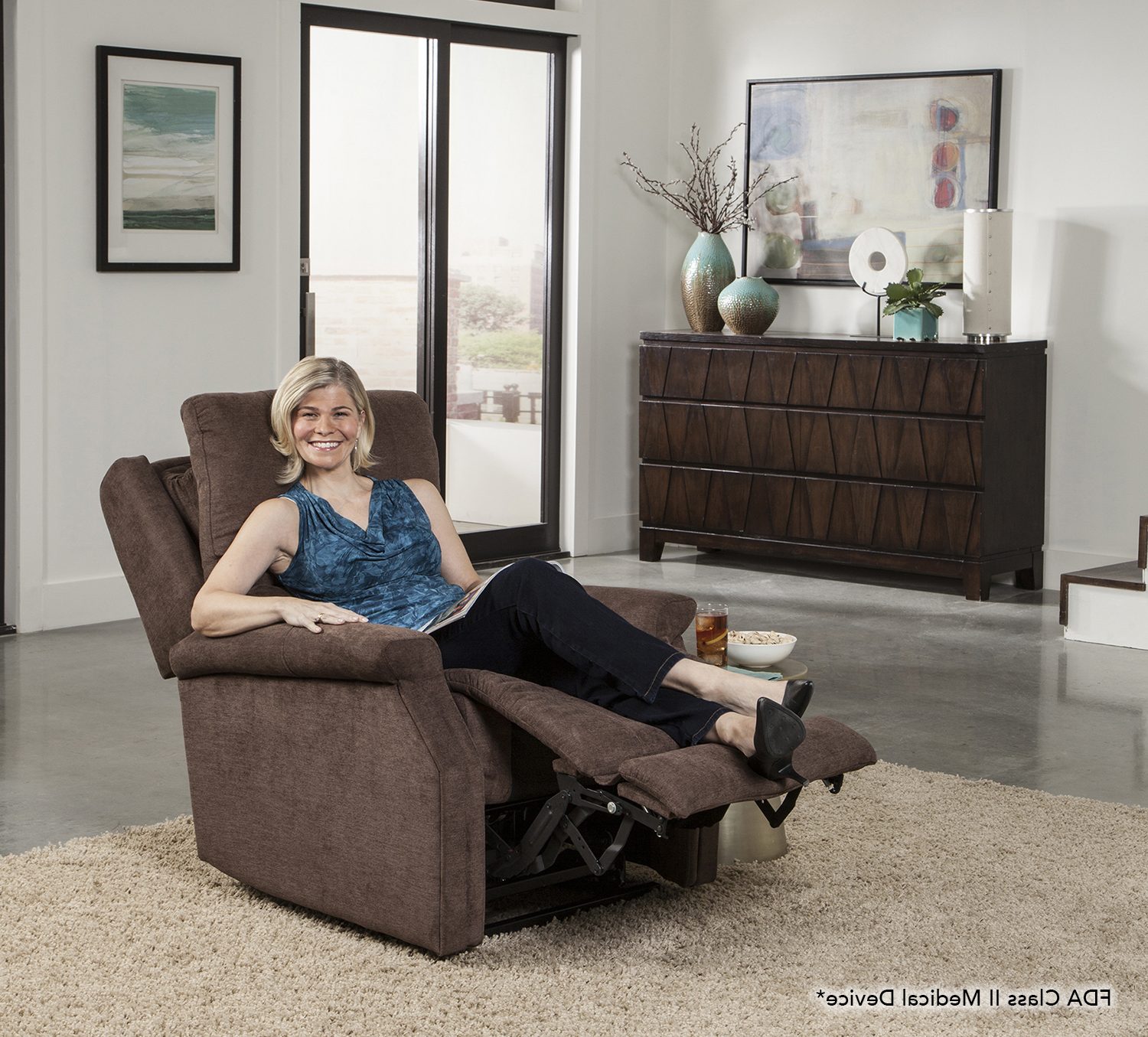 Metro Lift Recliner